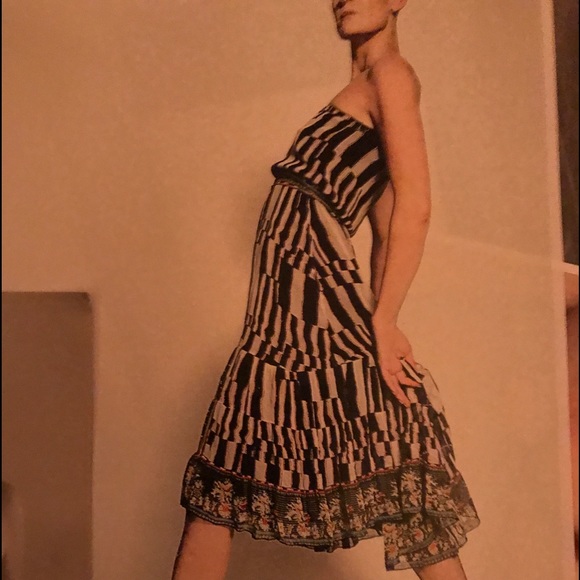 Meet your Posher, Alexandra - Picture 3 of 8